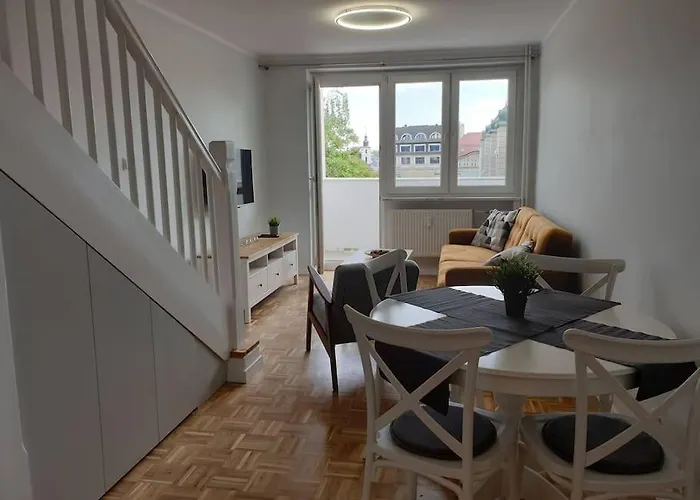 Duplex 250 M From Market Square * 브로츠와프