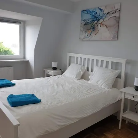 דירה Duplex 250 M From Market Square